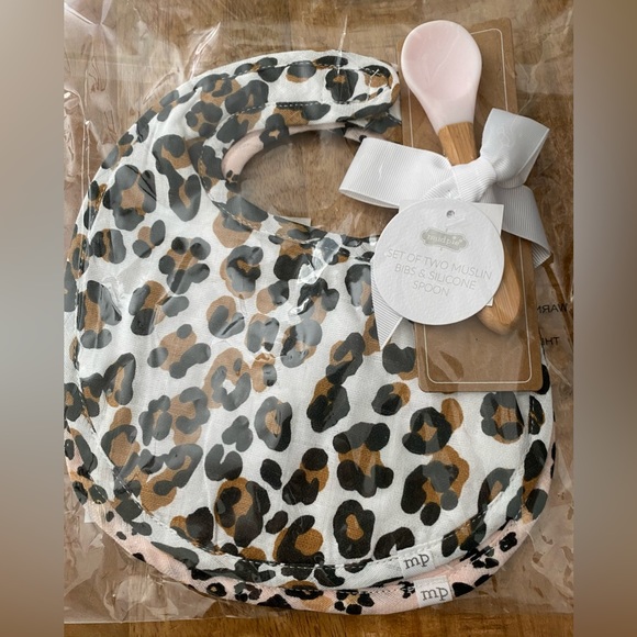 Mud Pie Other - NWT Mudpie Baby Girl’s Animal Print Leopard Matching Muslin Bib Set and Spoon